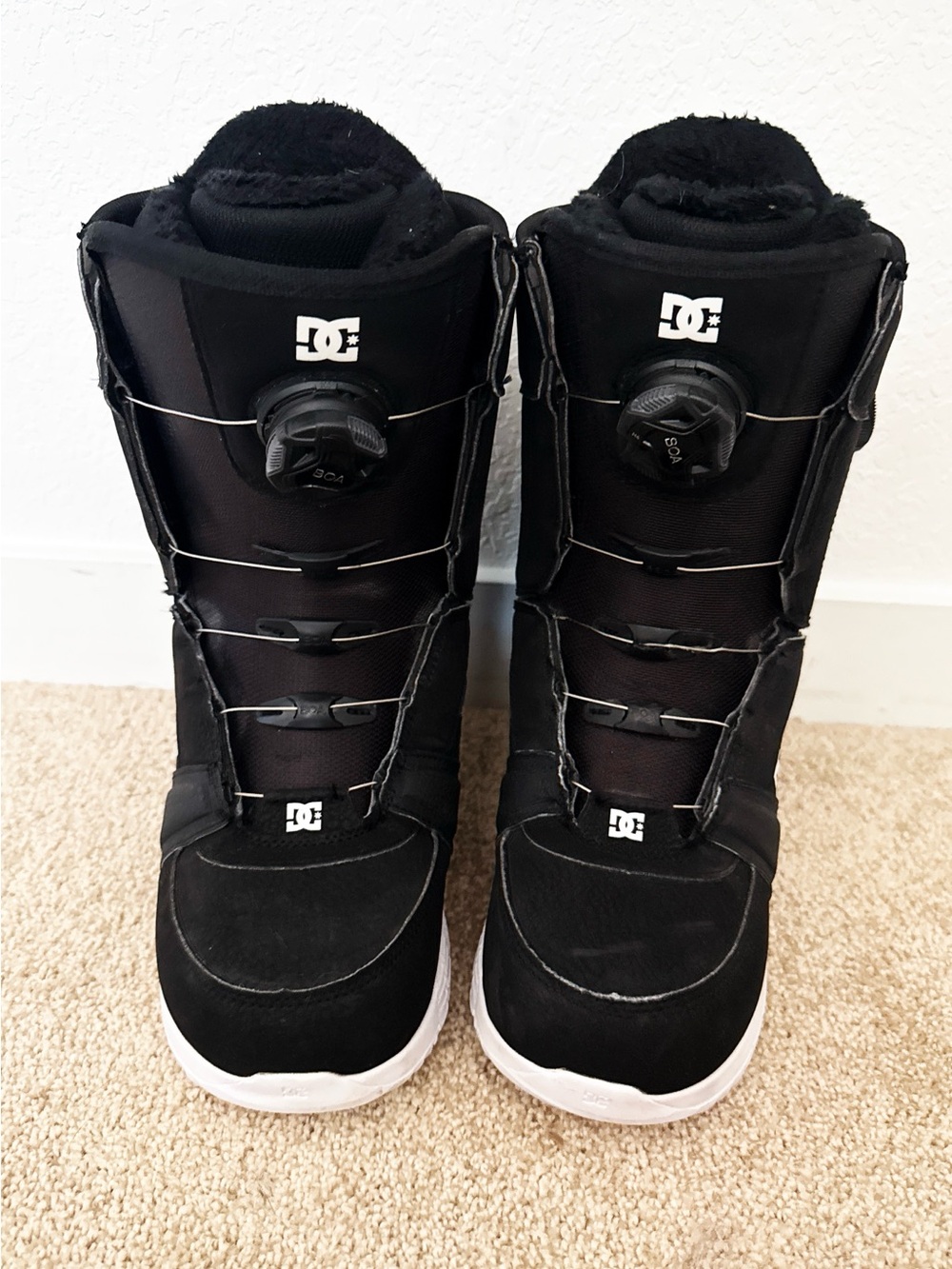 DC Women's Lotus 2024 Snowboard Boots in Black and White BOA
